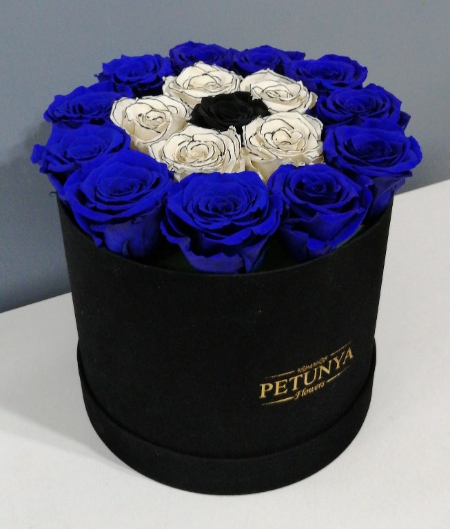 Kadife Kutuda Solmayan Güller